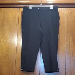 Style & Co. Black Capris